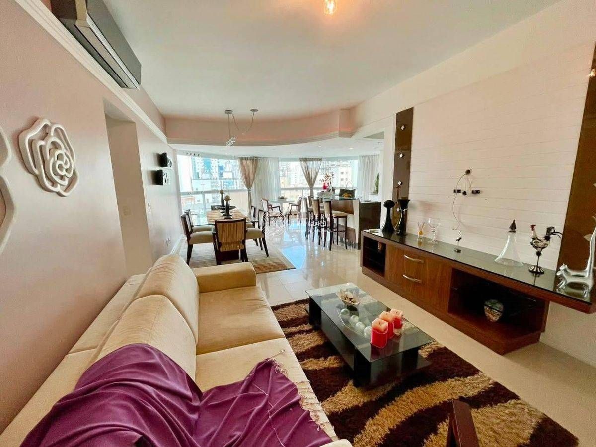 Locação anual: 1 suíte + 2 demi suítes // churrasqueira // quadra mar // 3 vagas - Apartamento em Centro, Balneário Camboriú - para locação - IMOBILIÁRIA GUILHERME LTDA
