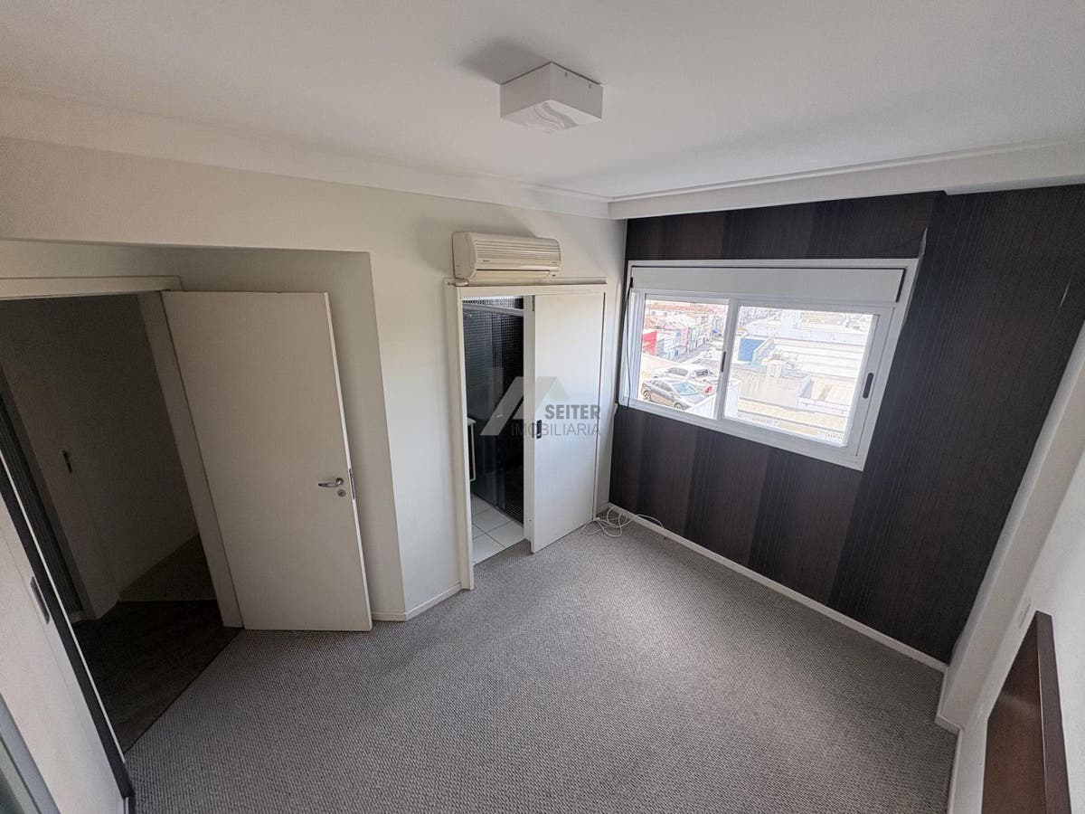 Apartamento de 3 Dormitorios a Venda Florianopolis Centro