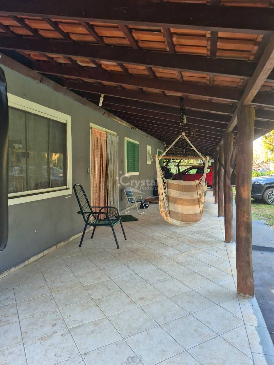 Chácara de 5000m² à Venda com Horta, Pomar, Poço Artesiano e Casa com 2 Quartos e Garagem para 3 Carros em Avaré. Foto 2