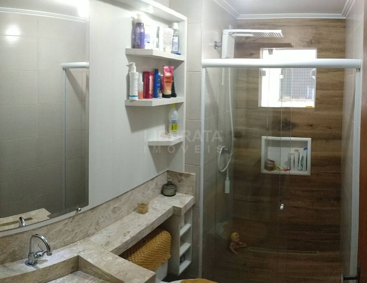 Apartamento a venda na Meia Praia, Navegantes, SC