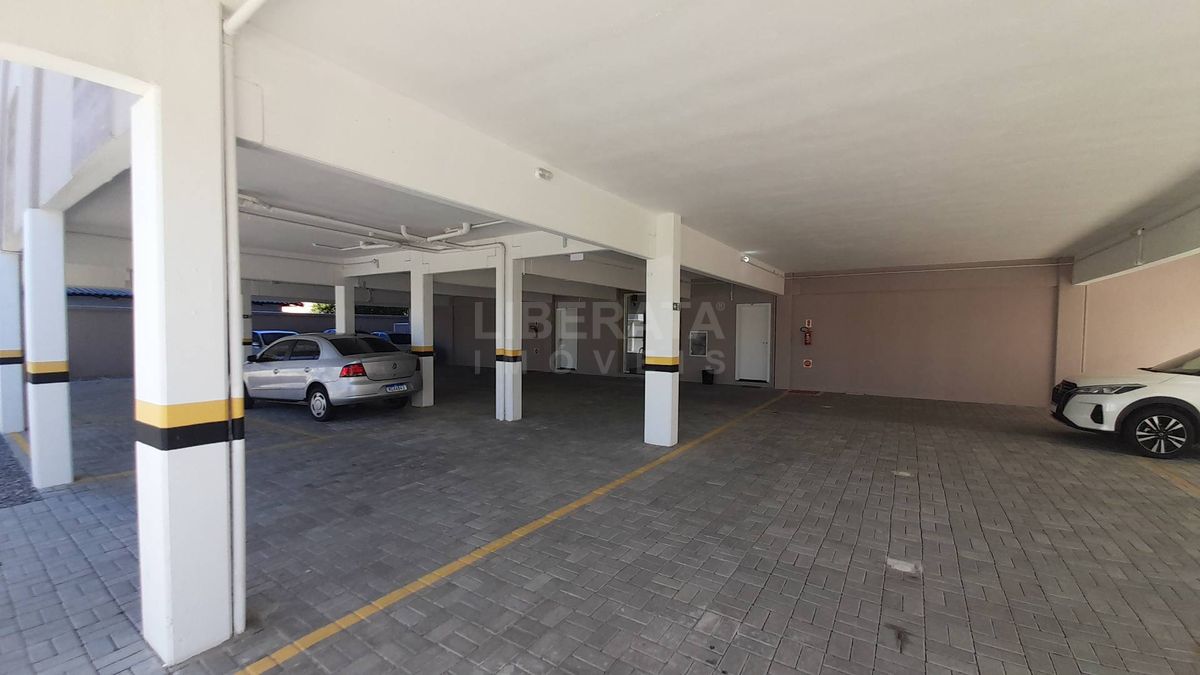 Apartamento a venda na Meia Praia, Navegantes, SC