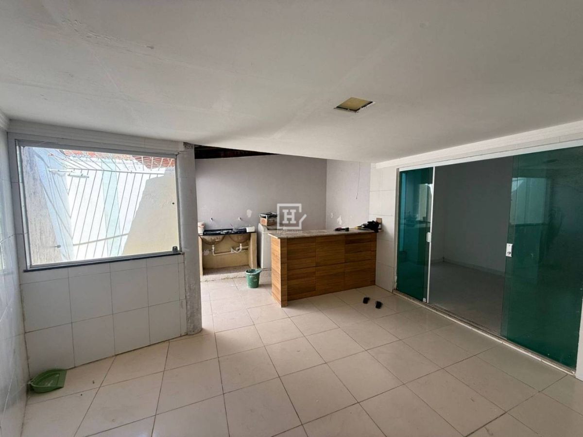 Casa com 3 quartos à Venda, Cirurgia - Aracaju