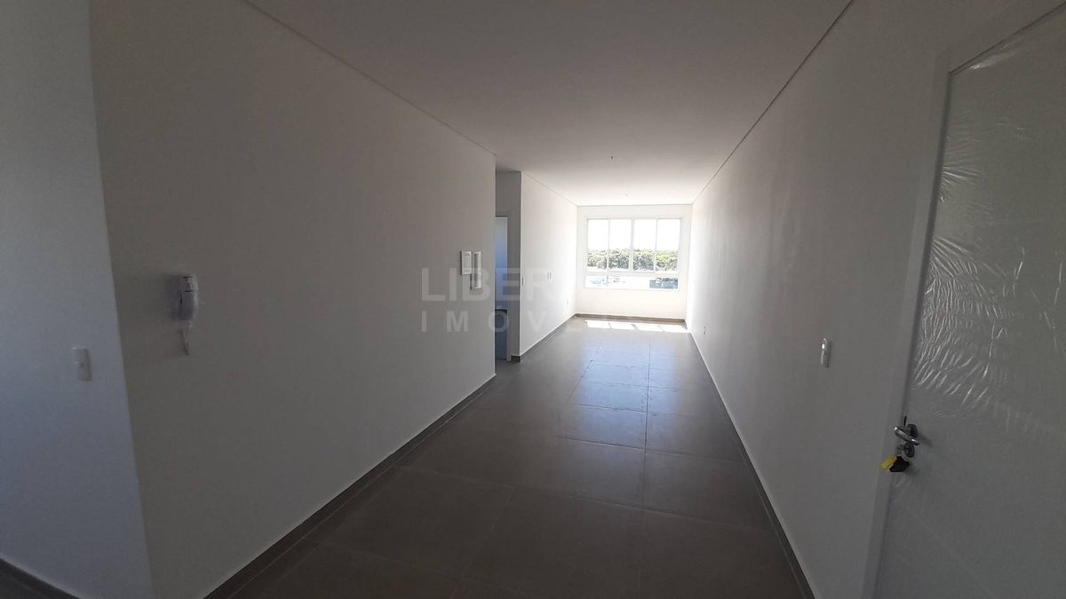 Apartamento a venda na Meia Praia, Navegantes, SC