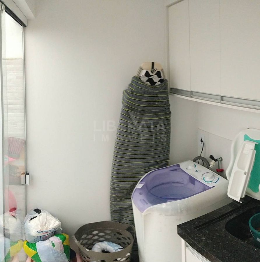 Apartamento a venda na Meia Praia, Navegantes, SC