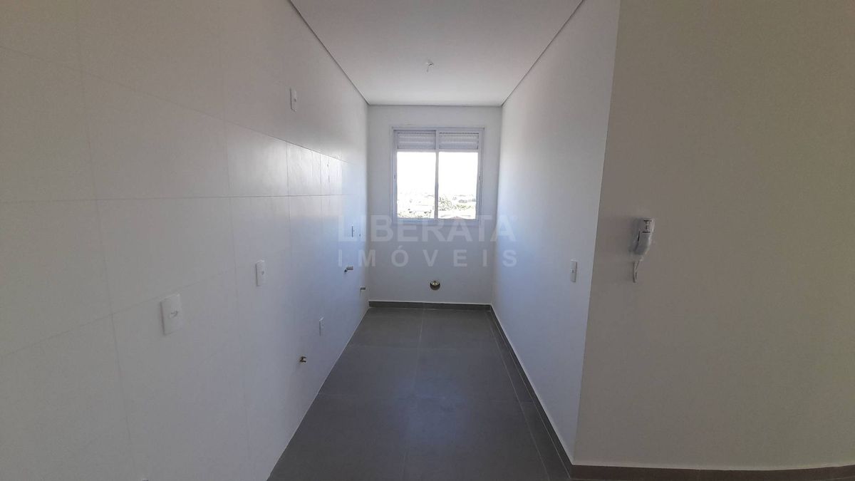Apartamento a venda na Meia Praia, Navegantes, SC