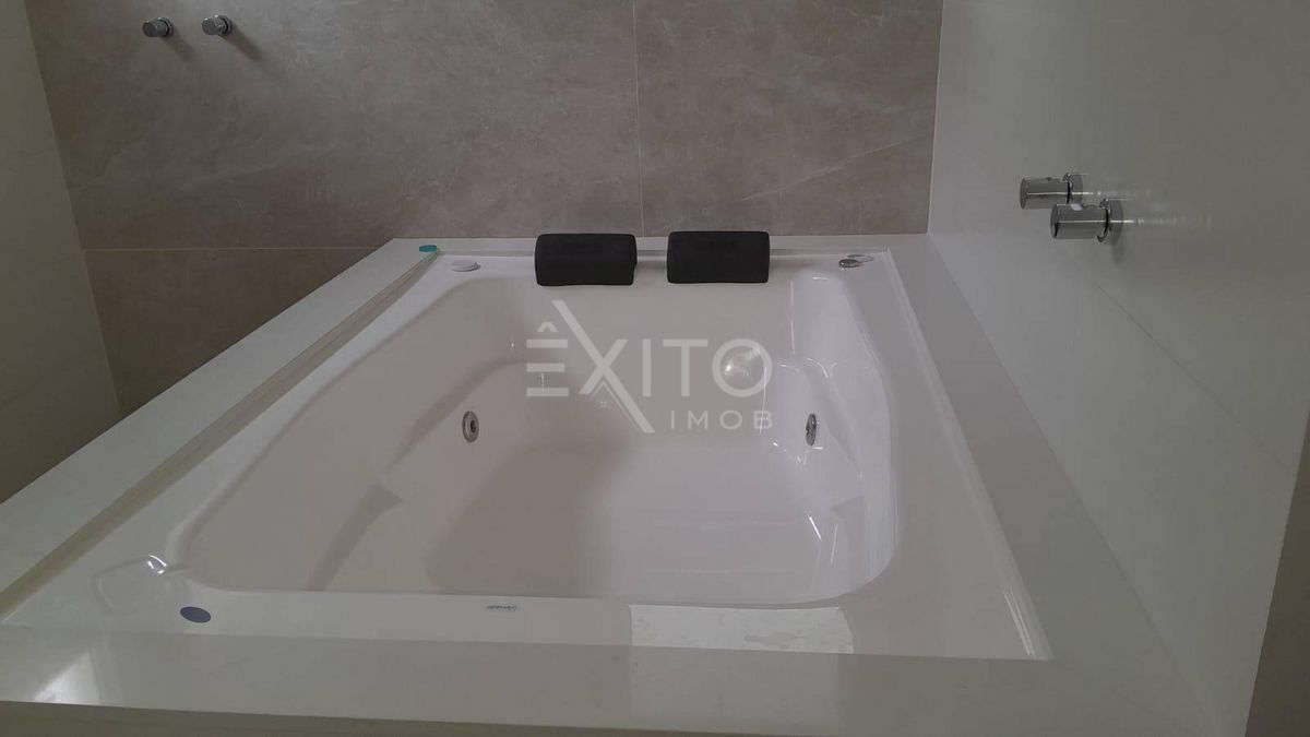 Casa, 4 quartos, 271 m² - Foto 12