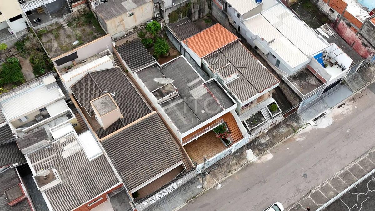Casa, 3 quartos, 179 m² - Foto 29