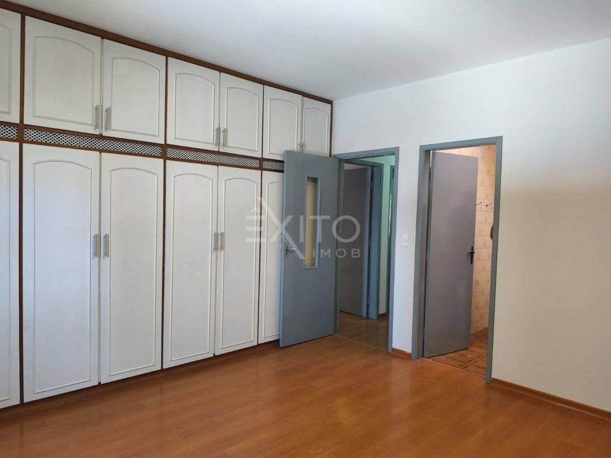 Casa, 3 quartos, 230 m² - Foto 14