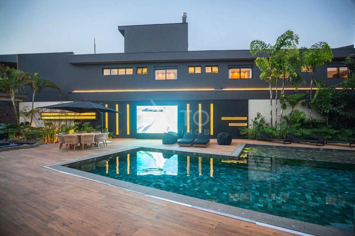 Casa, 7 quartos, 1389 m² - Foto 2