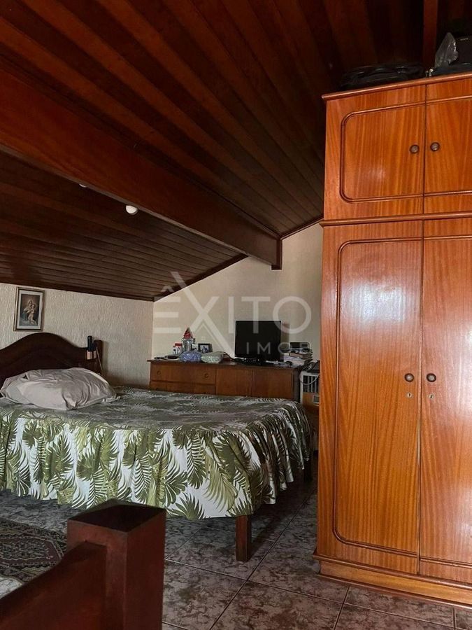 Casa, 4 quartos, 248 m² - Foto 10