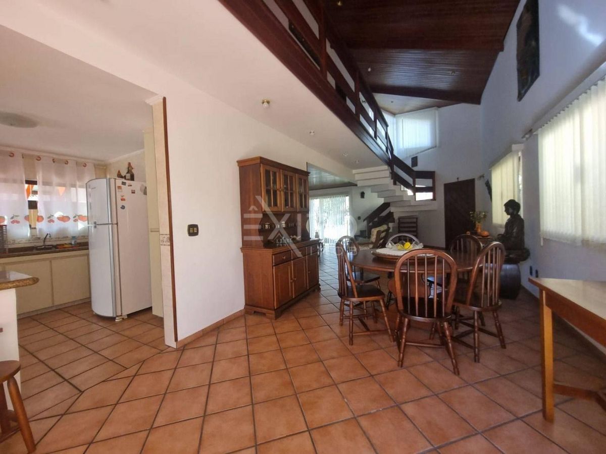 Casa, 2 quartos, 205 m² - Foto 6
