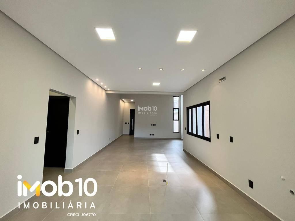 CASA PARA ALUGAR (R$8.000,00) NO CONDOMINIO FECHADO LEONARDO DA VINCI - VILA A - FOZ DO IGUÇU/PR