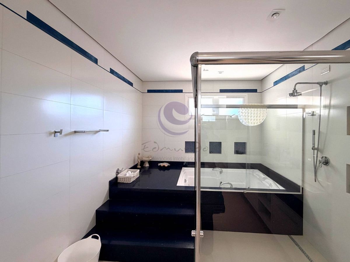 Villa Della Volpe — A casa ideal para quem valoriza espaço, conforto e receber bem no Jardim Acapulco.