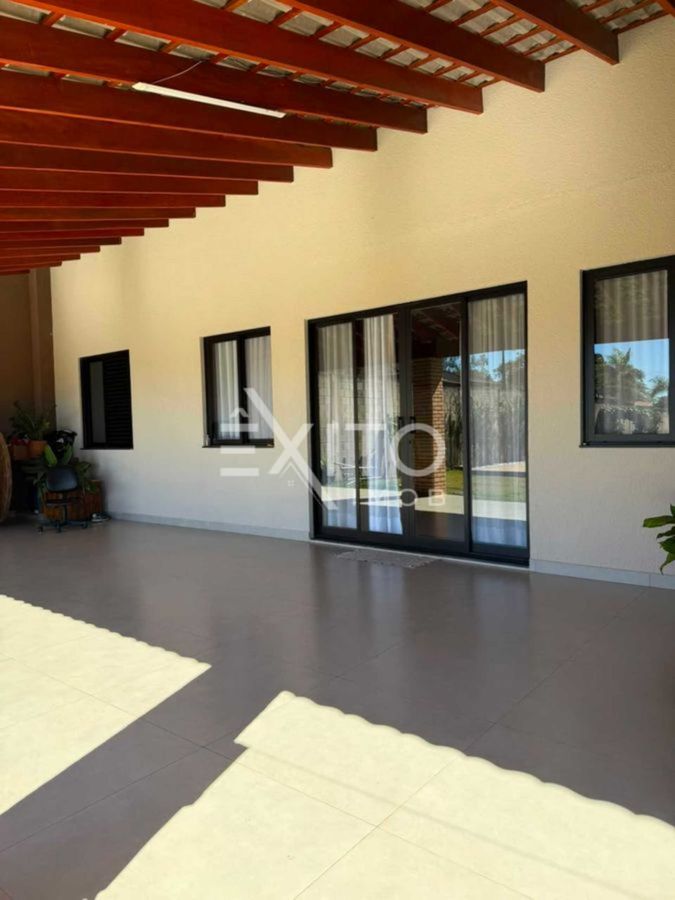 Chácara, 3 quartos, 1780 m² - Foto 1