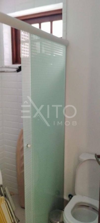 Casa, 6 quartos, 209 m² - Foto 3