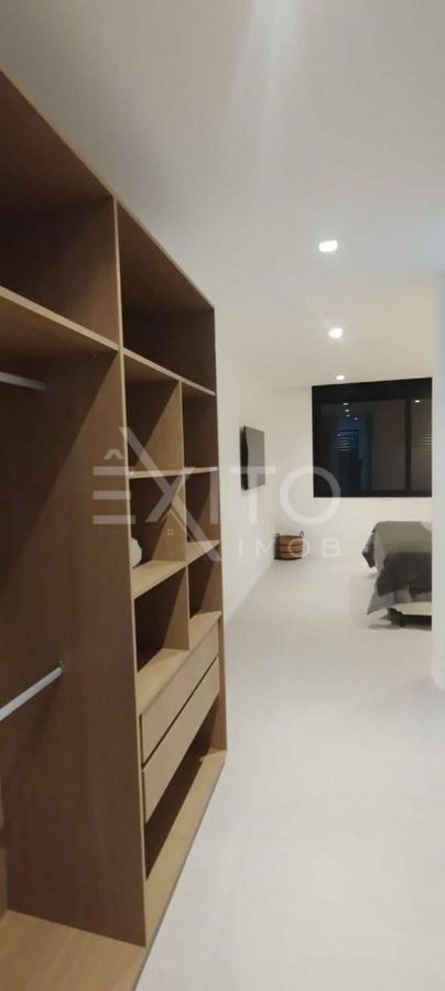 Casa, 8 quartos, 650 m² - Foto 37