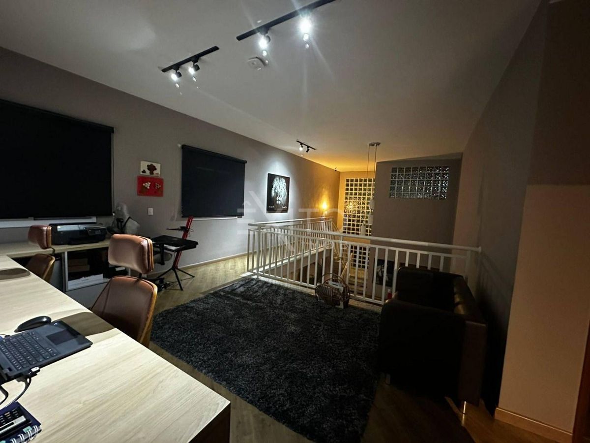 Sobrado, 3 quartos, 527 m² - Foto 16