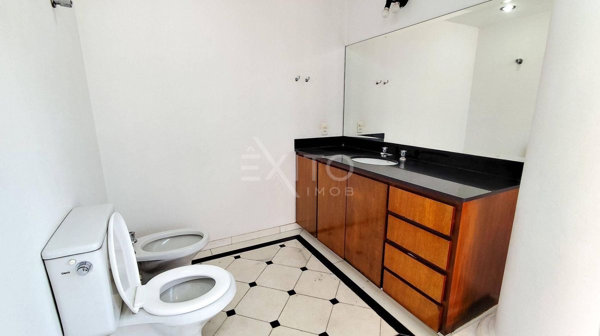Casa, 6 quartos, 679 m² - Foto 31