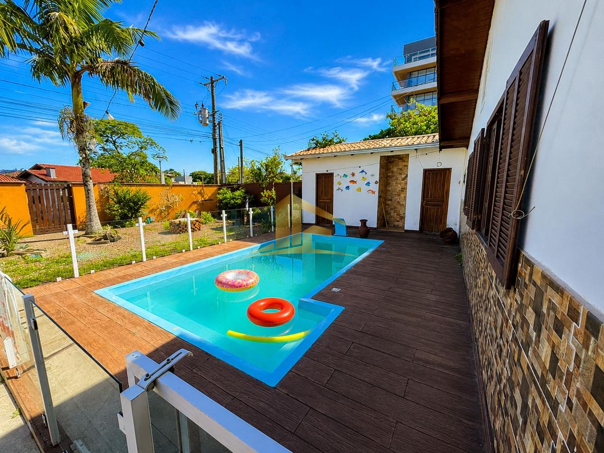 Casa com Piscina no Itapema do Norte - Itapoá - Casa em Jardim Perola do Atlântico, Itapoá - à venda - LIMA ARQUITETURA E CONSTRUÇÕES