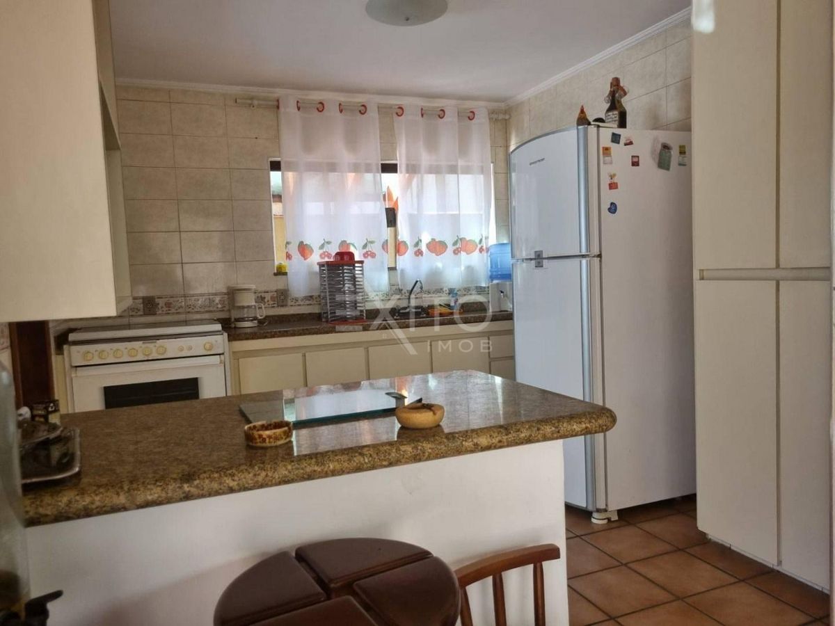 Casa, 2 quartos, 205 m² - Foto 8