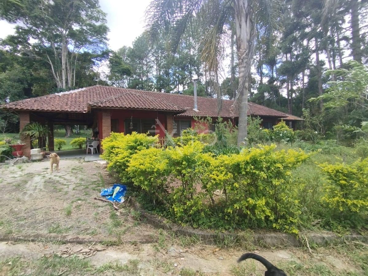 Sítio, 3 quartos, 961 m² - Foto 2