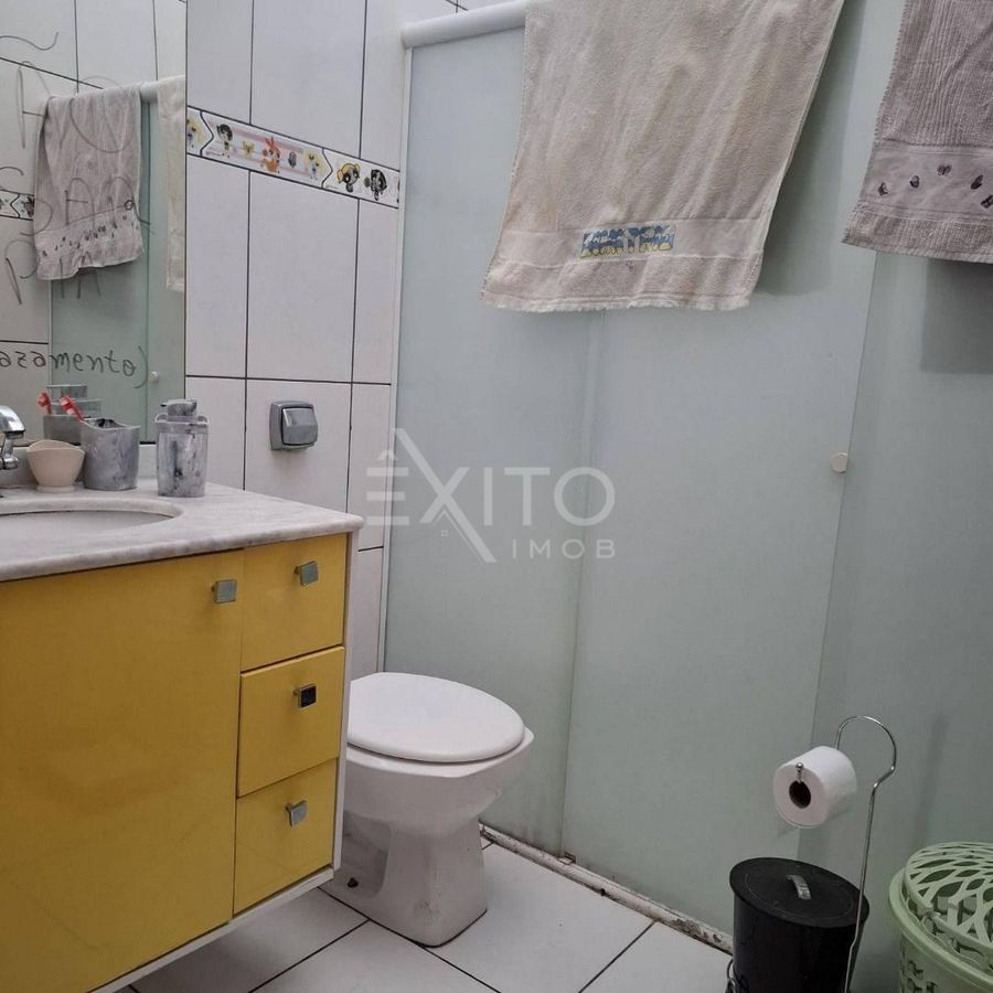 Casa, 3 quartos, 225 m² - Foto 11