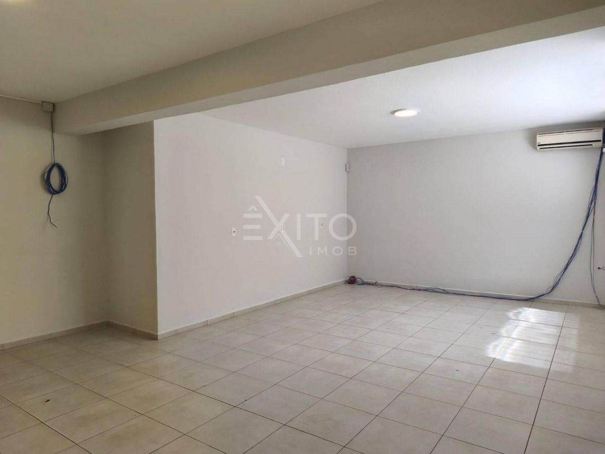 Casa, 3 quartos, 230 m² - Foto 24