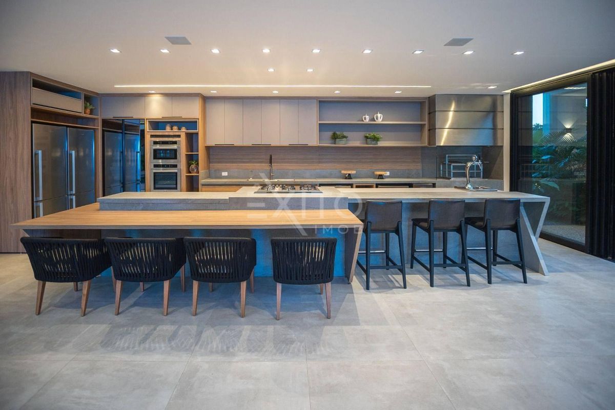 Casa, 7 quartos, 1389 m² - Foto 13