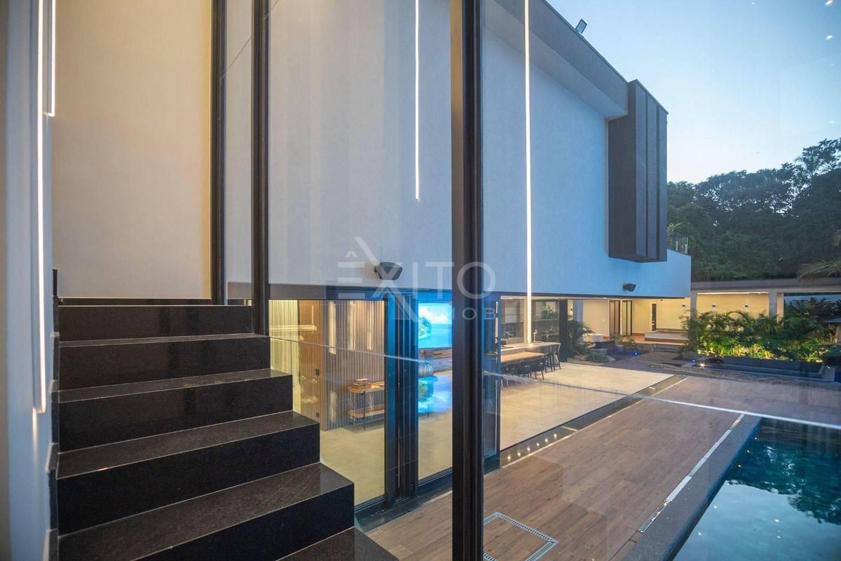 Casa, 7 quartos, 1389 m² - Foto 59