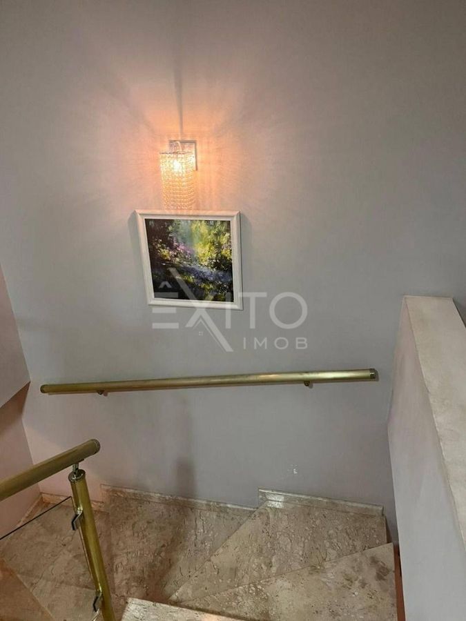 Casa, 3 quartos, 275 m² - Foto 4