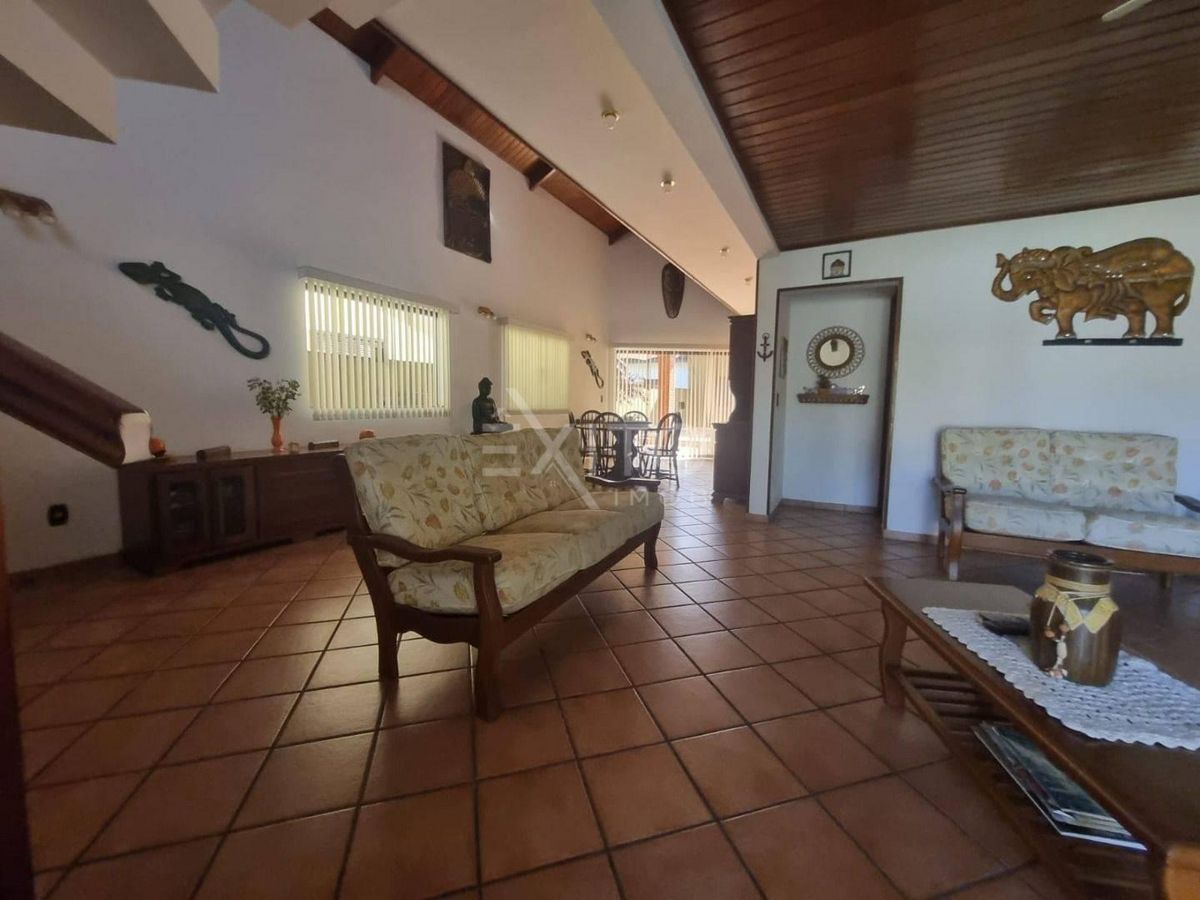 Casa, 2 quartos, 205 m² - Foto 2