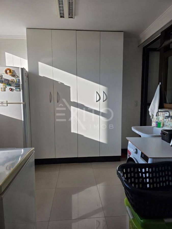 Apartamento, 3 quartos, 203 m² - Foto 9