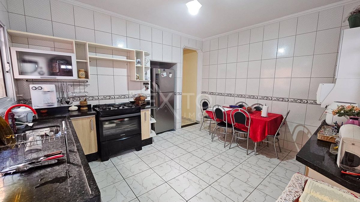 Casa, 3 quartos, 221 m² - Foto 12