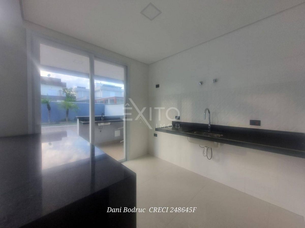 Casa, 4 quartos, 299 m² - Foto 9