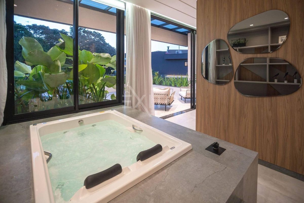 Casa, 7 quartos, 1389 m² - Foto 35