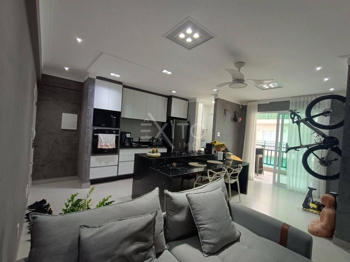 Apartamento, 2 quartos, 71 m² - Foto 2