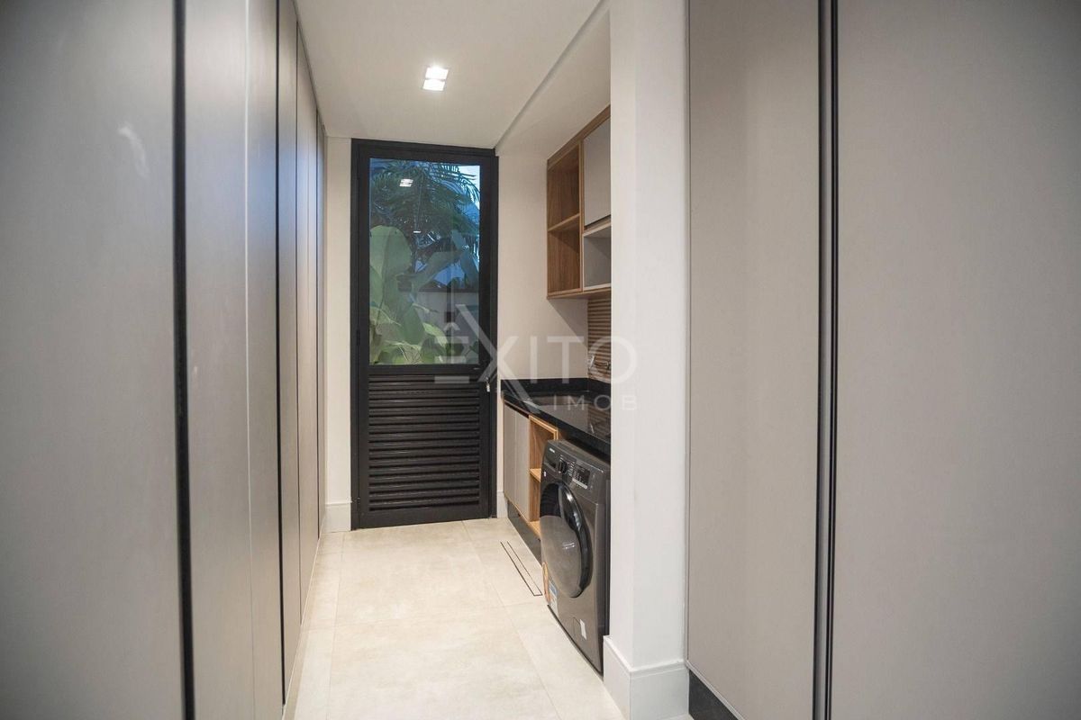 Casa, 7 quartos, 1389 m² - Foto 60