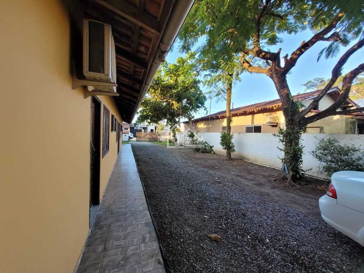 Pousada à venda em Itapoá - Balneário Brandalize
