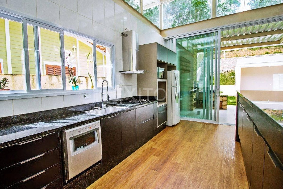 Casa, 4 quartos, 361 m² - Foto 13