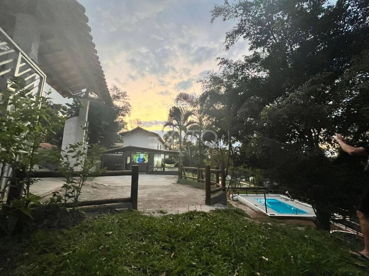 Chácara, 3 quartos, 2500 m² - Foto 4