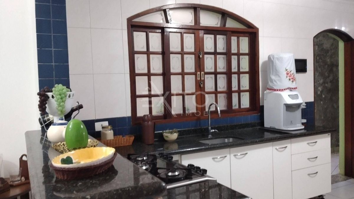 Casa, 2 quartos, 244 m² - Foto 9