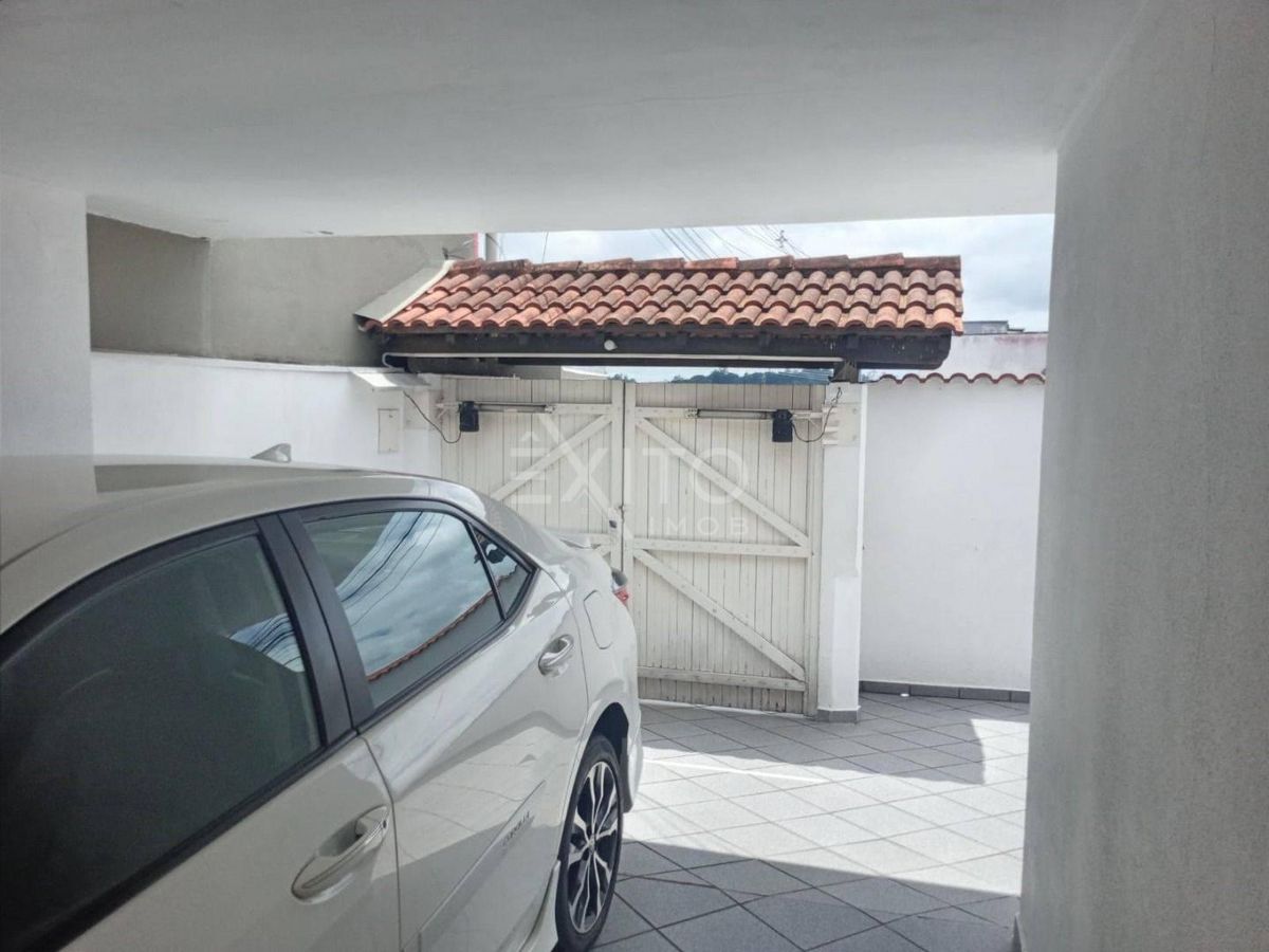 Casa, 3 quartos, 180 m² - Foto 32