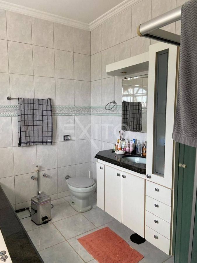 Casa, 4 quartos, 647 m² - Foto 4