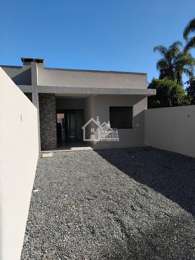 Casa com 3 Quartos, 1 Suíte, Balneário Ipacaray, 1100 Metros do Mar