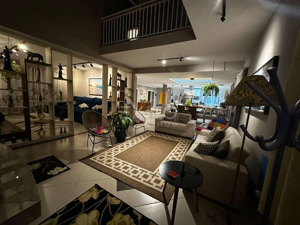 Sobrado, 3 quartos, 527 m² - Foto 8