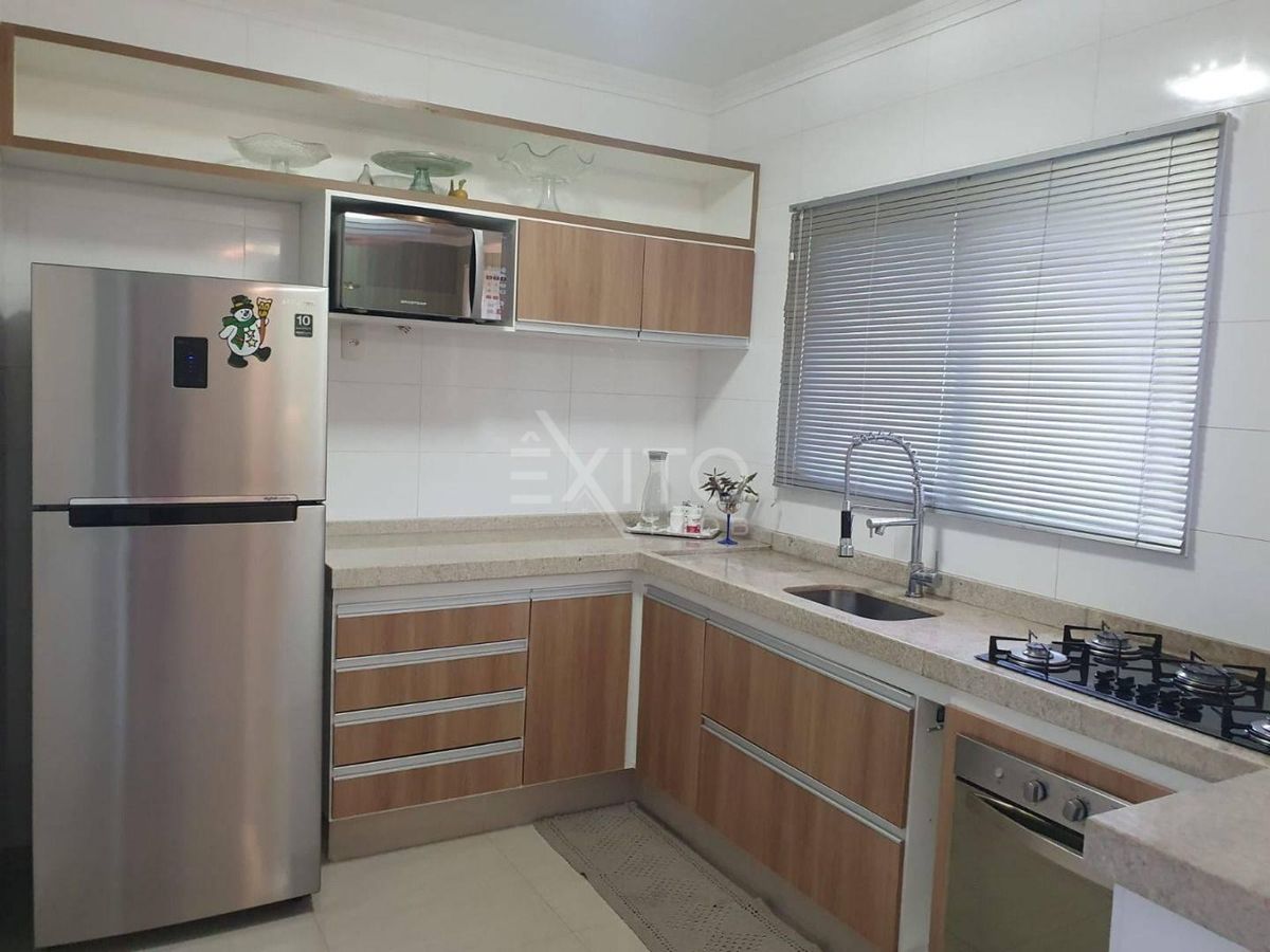 Casa, 2 quartos, 273 m² - Foto 9