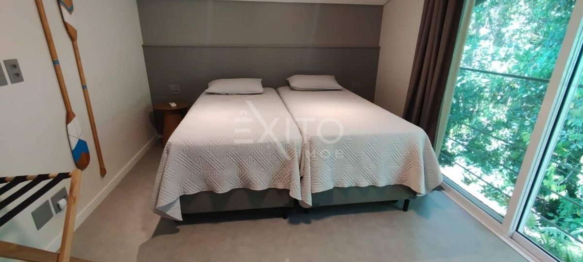 Casa, 4 quartos, 300 m² - Foto 14