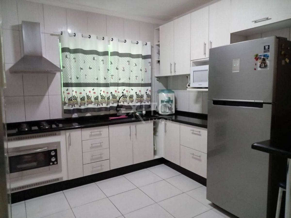 Casa, 3 quartos, 173 m² - Foto 4
