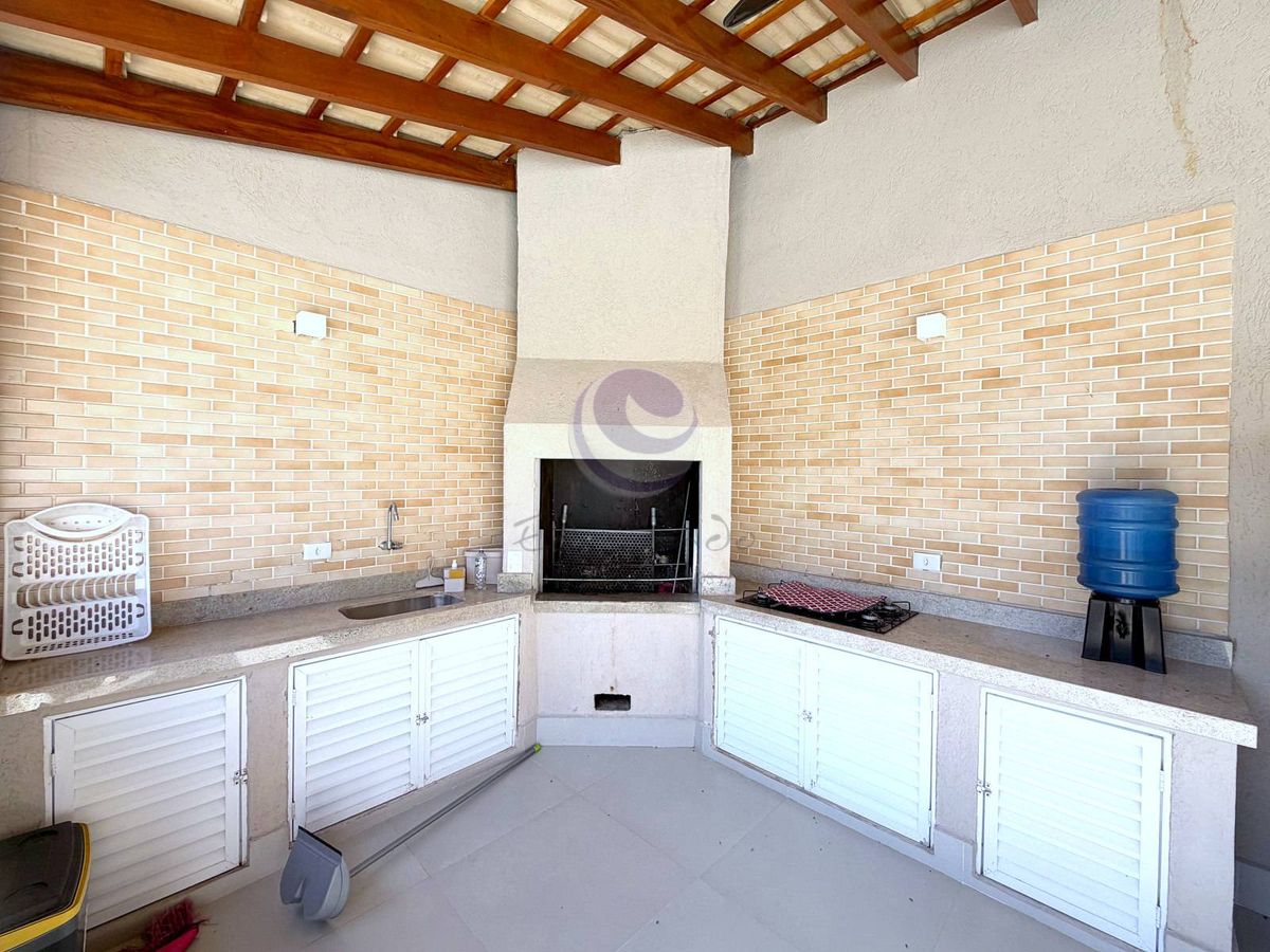 Villa Soares — Uma casa leve, acolhedora e feita para viver o melhor do Jardim Acapulco.