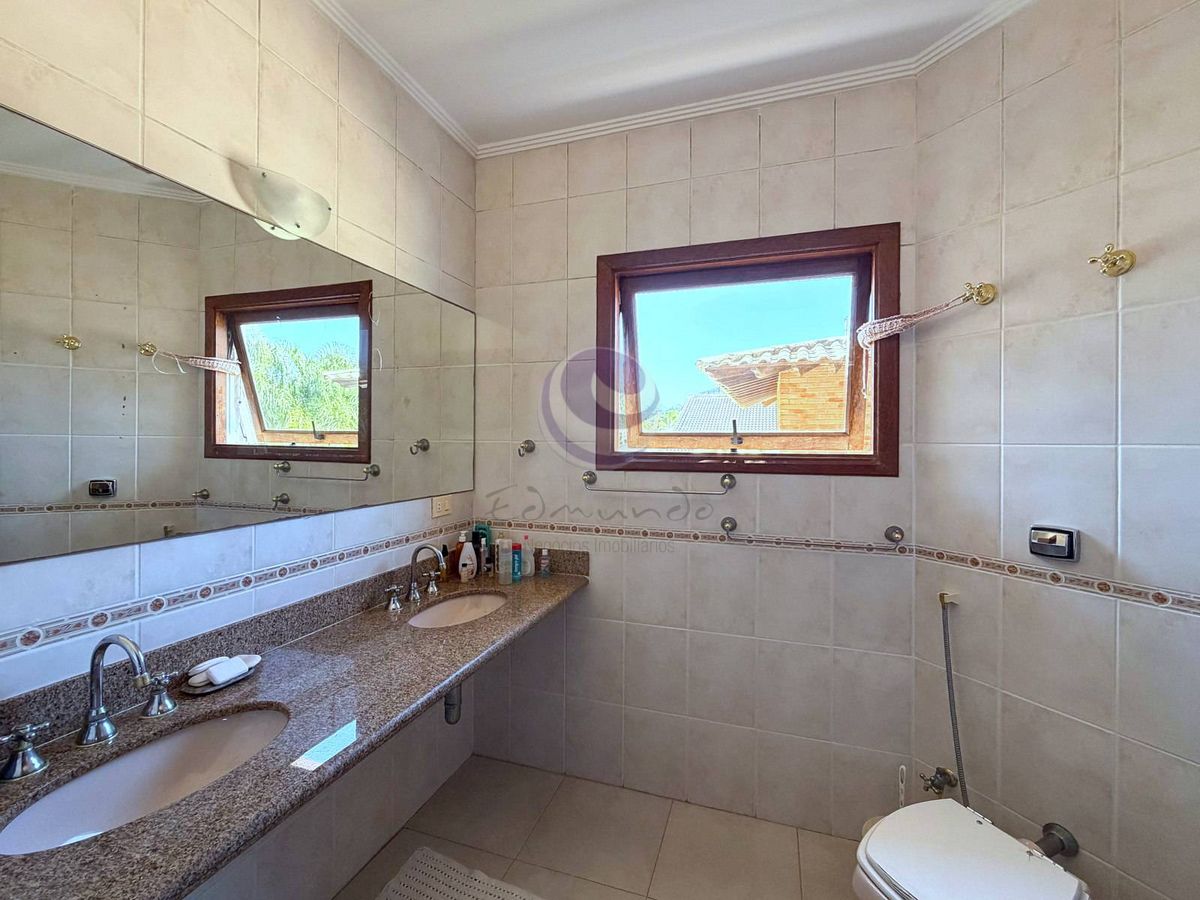 Villa Mariani - Uma Casa Que Convida a Desacelerar e Viver Melhor no Jardim Acapulco.